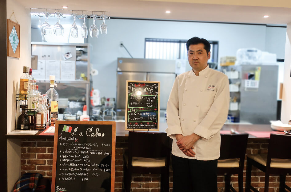 La Calmo オーナーシェフの松本さんと店内